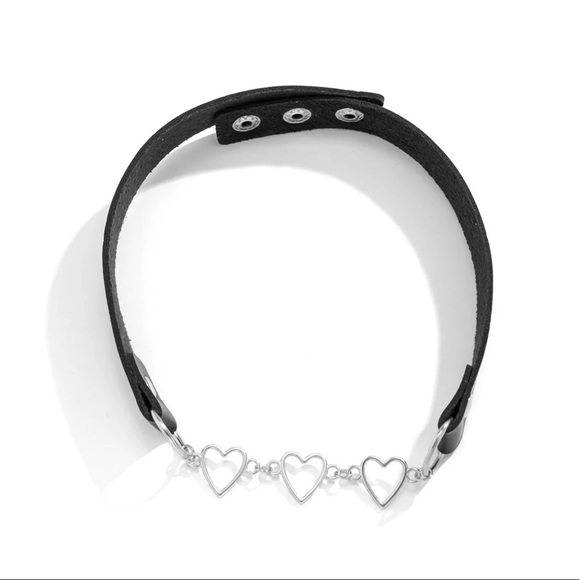Heart Choker Necklace - Picture 9 of 11